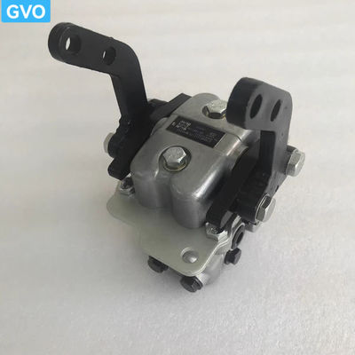 702-16-04250 7021604250 Baggerteile Fußventil Pedalmontage für PC120-6 PC200-6 PC210 PC240-8 PC360-6 PC360-7